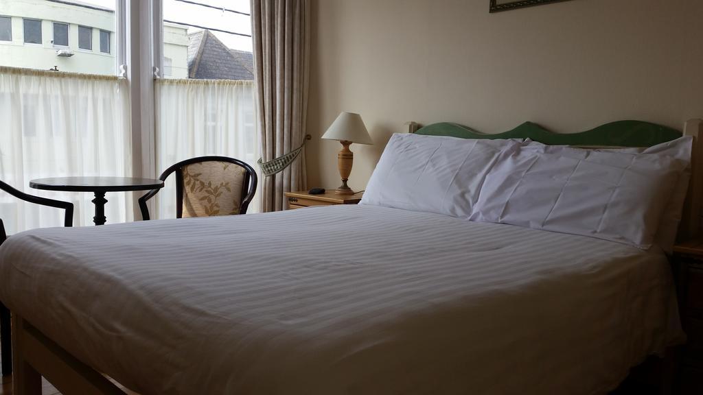 Myles Creek Hotel Kilkee Eksteriør billede