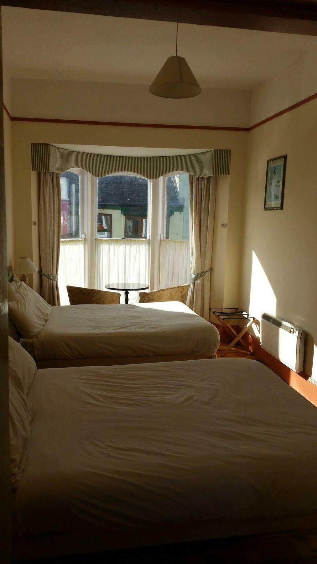 Myles Creek Hotel Kilkee Eksteriør billede